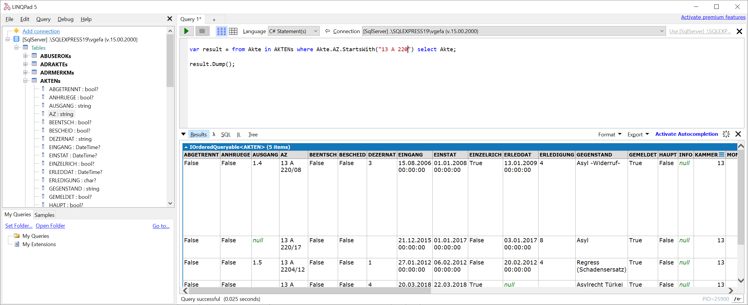 Alt LINQPad makes trying out LINQ queries very easy and convenient